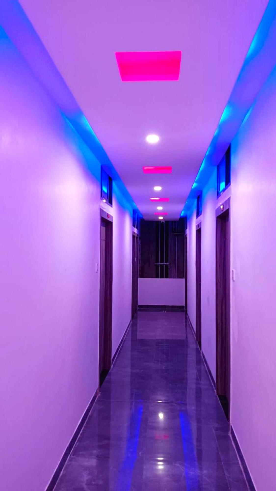 Hotel Kashi Inn Raj Ghat Varanasi Esterno foto