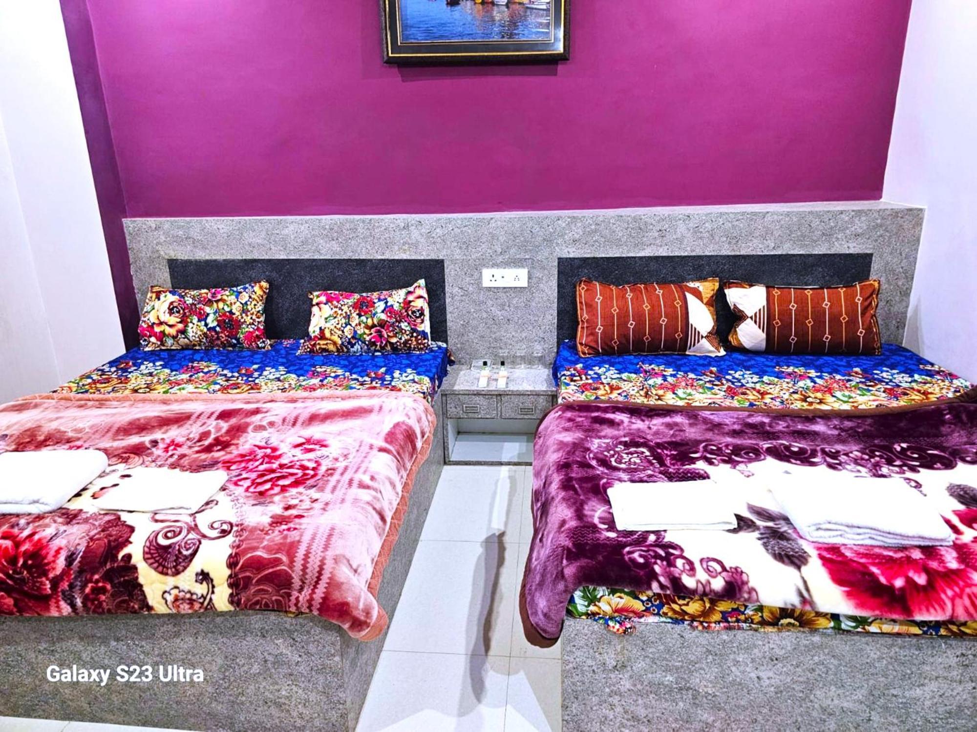Hotel Kashi Inn Raj Ghat Varanasi Esterno foto